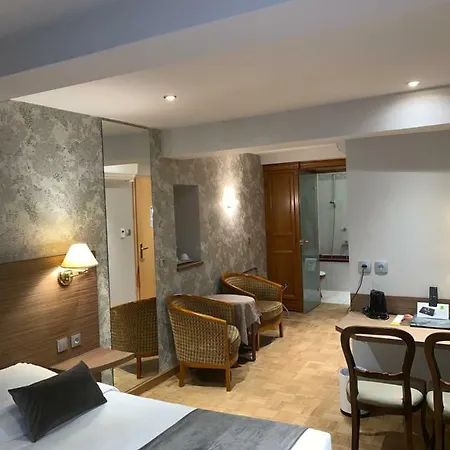 Ξενοδοχείο Logis Restaurant Au Cerf D'or 3*